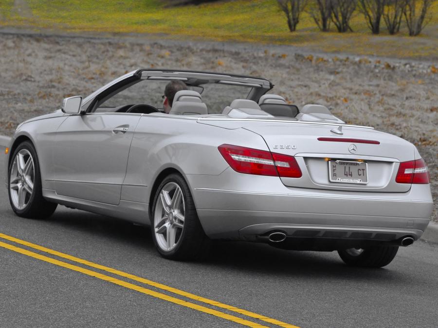  Mercedes-Benz E350 Cabriolet 2010 года  (US) (фото 13 из 21)